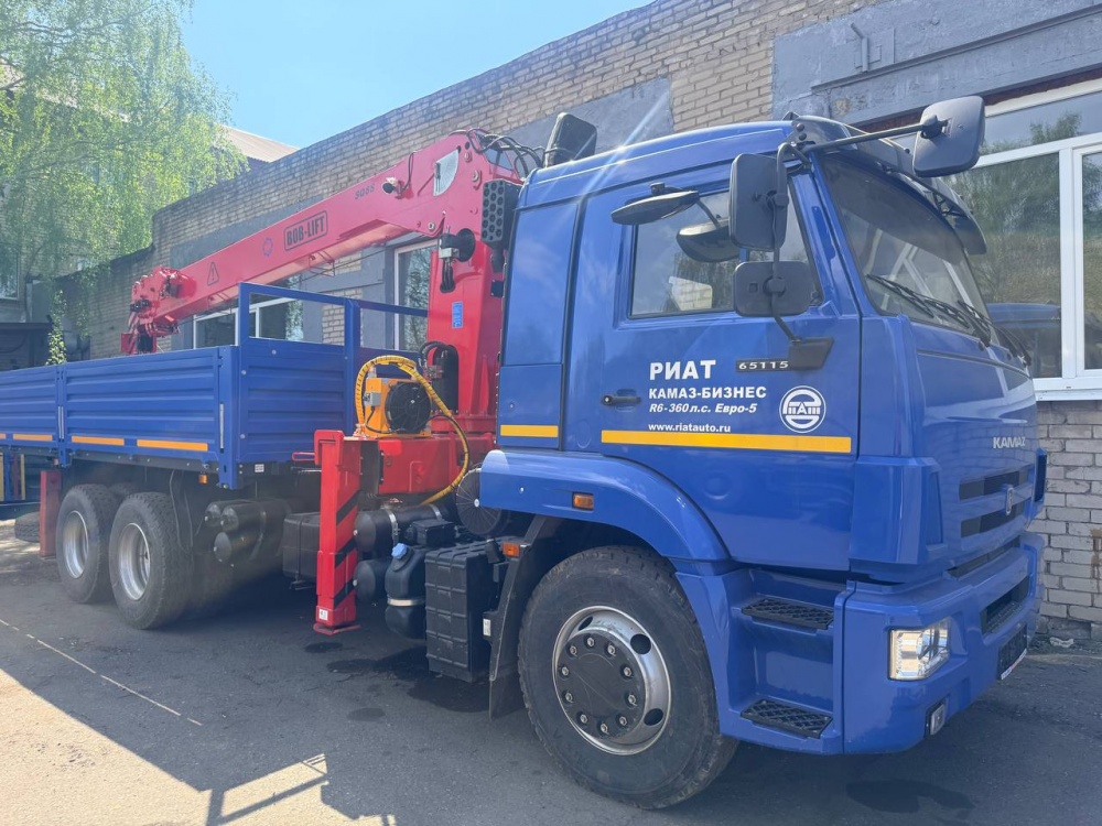 Бортовой автомобиль КАМАЗ 65115-3010-80 с КМУ BOB-LIFT SQ8SA5