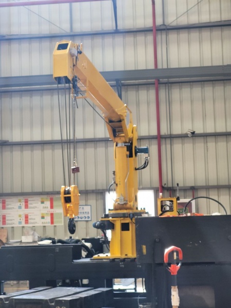 Завод по изготовлению КМУ BOB-LIFT: взгляд изнутри.